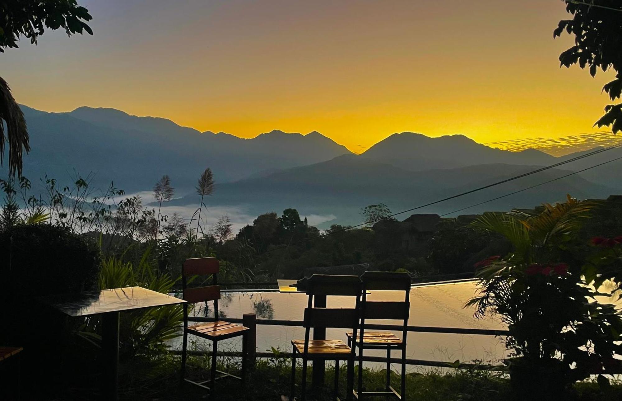 Bungalow Hoang Su Phi Hotel Exterior photo